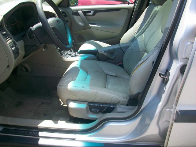 2001 Volvo S60 4WD 4dr Sport