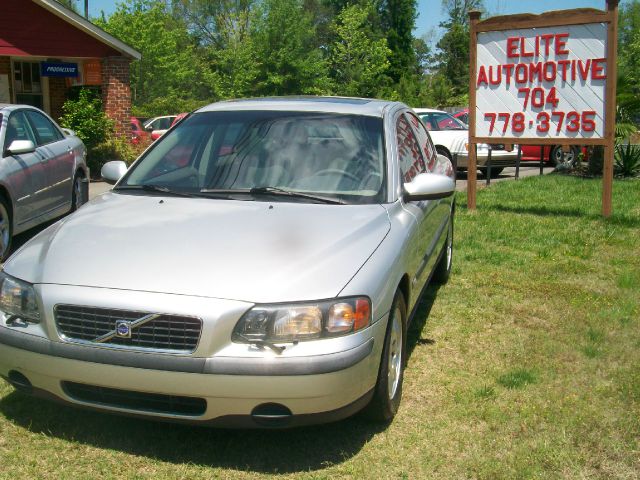 2001 Volvo S60 4WD 4dr Sport