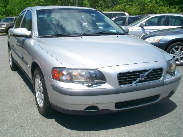 2001 Volvo S60 4WD 4dr Sport