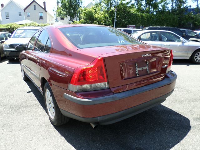 2001 Volvo S60 4WD 4dr Sport