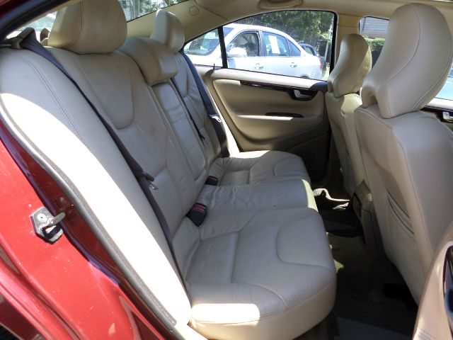 2001 Volvo S60 4WD 4dr Sport