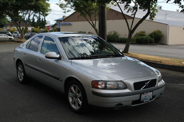 2001 Volvo S60 SCAB XLT 4WD LONG BOX