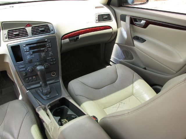 2002 Volvo S60 EX - DUAL Power Doors