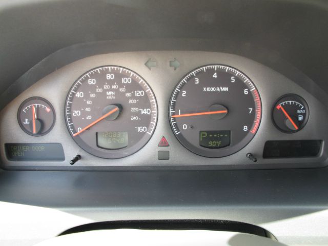 2002 Volvo S60 EX - DUAL Power Doors