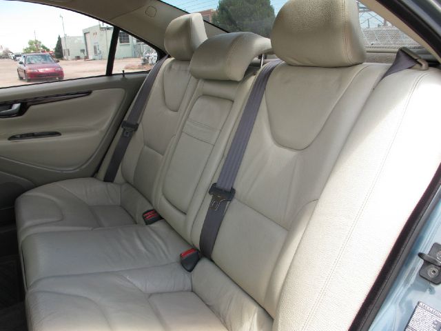 2002 Volvo S60 EX - DUAL Power Doors