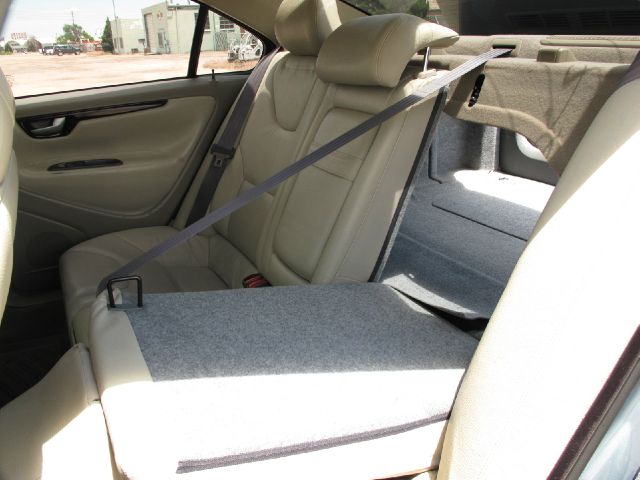 2002 Volvo S60 EX - DUAL Power Doors