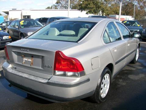 2002 Volvo S60 Unknown