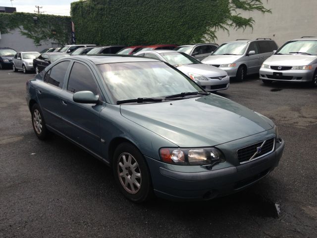 2002 Volvo S60 2.0T W/ NAV