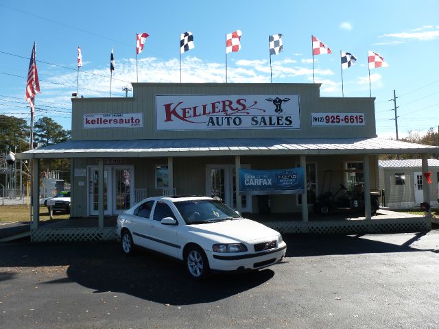 2002 Volvo S60 2.5i Sedan 4D