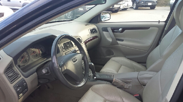 2002 Volvo S60 EX - DUAL Power Doors