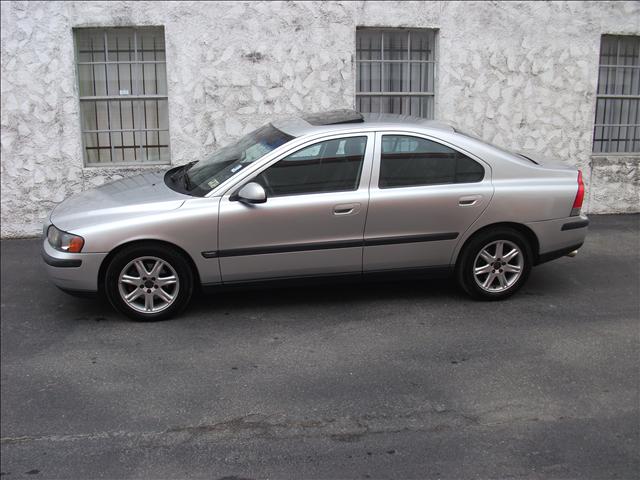 2002 Volvo S60 Sport 4x4