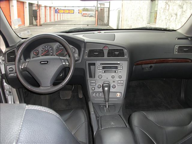 2002 Volvo S60 Sport 4x4