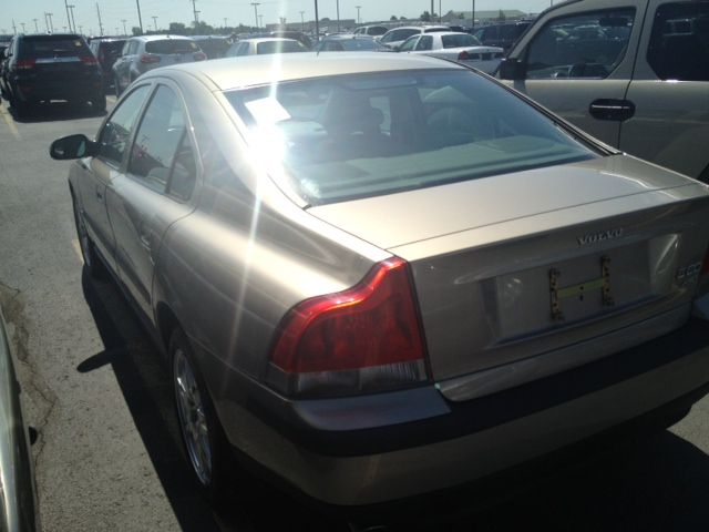 2002 Volvo S60 EX - DUAL Power Doors