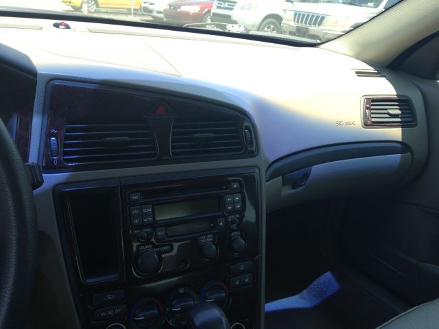 2002 Volvo S60 2.0T W/ NAV