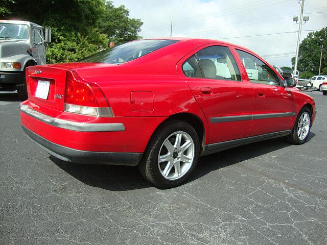 2002 Volvo S60 4WD 4dr Sport