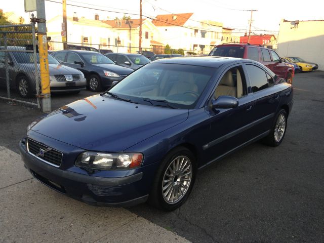 2002 Volvo S60 2.0T W/ NAV