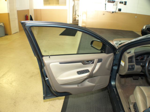 2002 Volvo S60 4X4 ED. Bauer EL