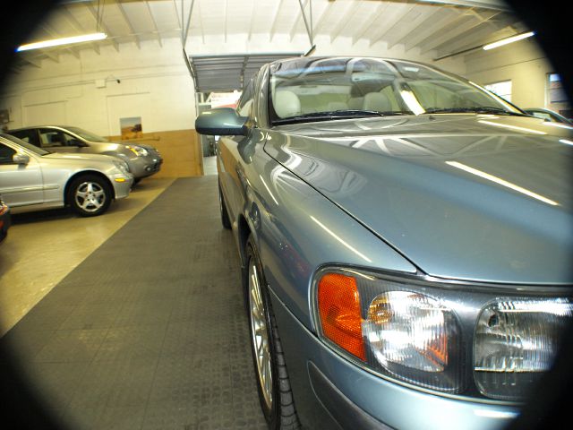 2002 Volvo S60 4X4 ED. Bauer EL