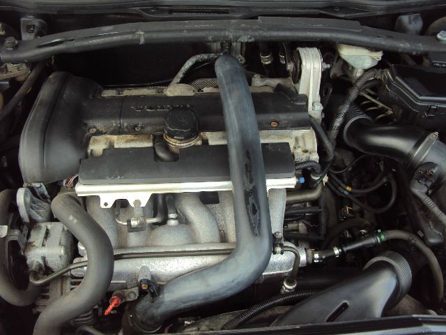 2002 Volvo S60 EX - DUAL Power Doors