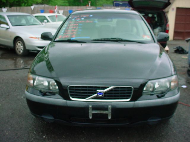 2002 Volvo S60 T6 Sport Utility 4D