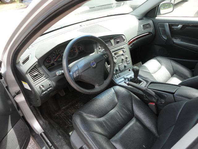 2003 Volvo S60 4WD 4dr Sport