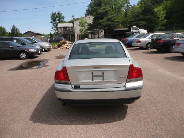 2003 Volvo S60 4WD 4dr Sport