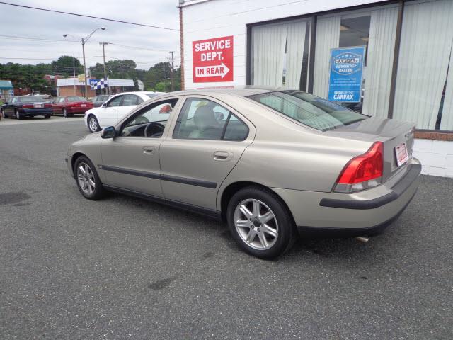 2003 Volvo S60 Unknown
