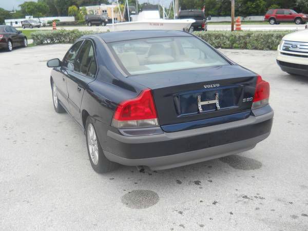 2003 Volvo S60 4WD 4dr Sport