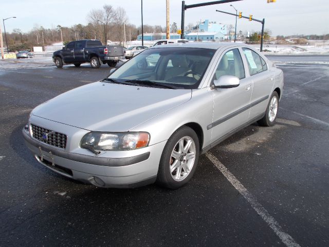 2003 Volvo S60 4WD 4dr Sport