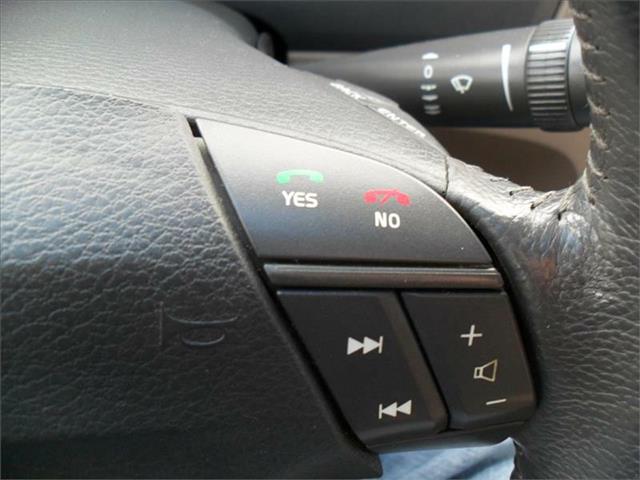 2003 Volvo S60 2dr Reg Cab 140.5 4WD Laramie