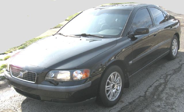 2004 Volvo S60 4WD 4dr Sport
