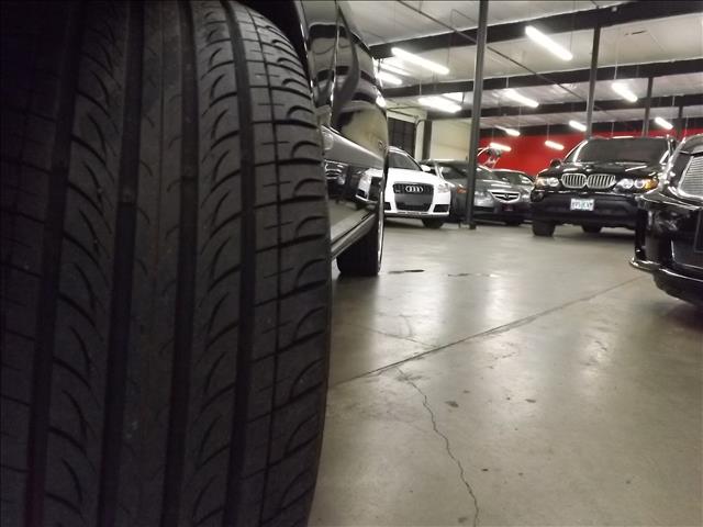 2004 Volvo S60 4WD 4dr Sport