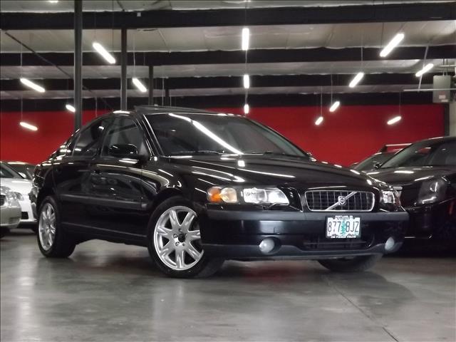 2004 Volvo S60 4WD 4dr Sport