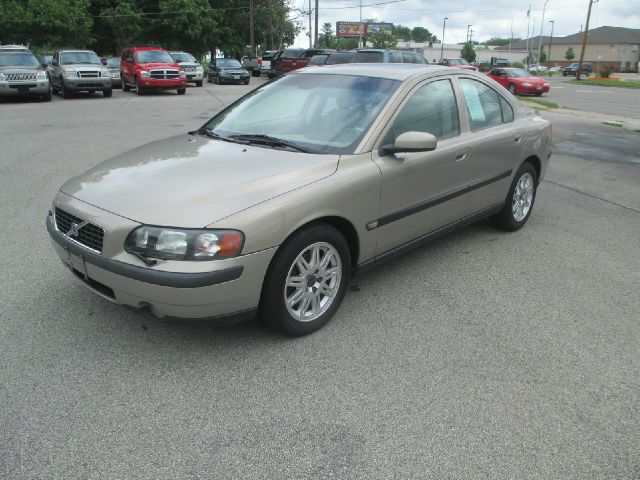2004 Volvo S60 4WD 4dr Sport