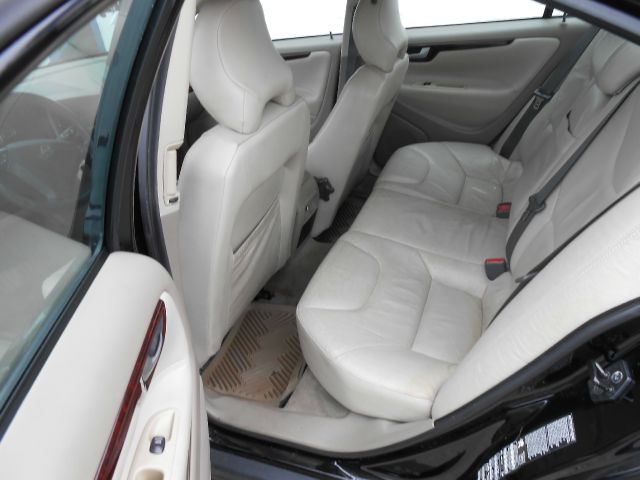 2004 Volvo S60 4WD 4dr Sport