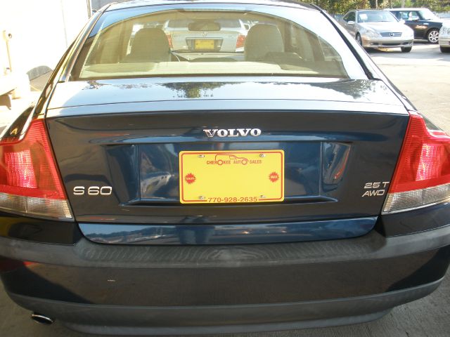 2004 Volvo S60 Sport 4x4 SUV