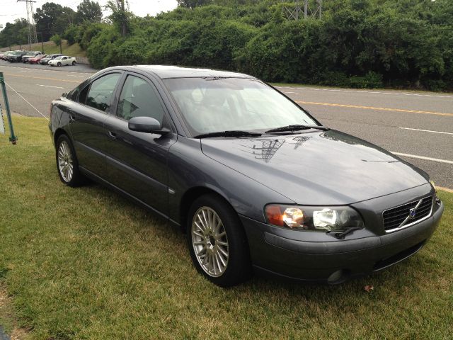 2004 Volvo S60 4X4 ED. Bauer EL