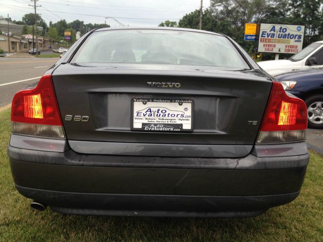 2004 Volvo S60 4X4 ED. Bauer EL