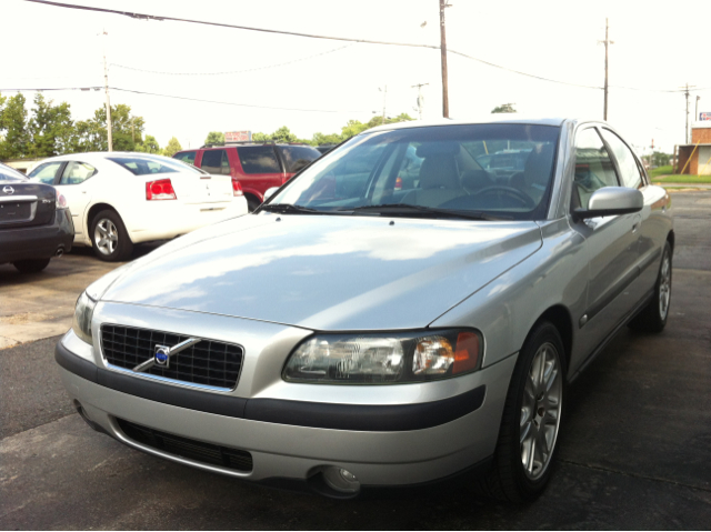 2004 Volvo S60 4WD 4dr Sport