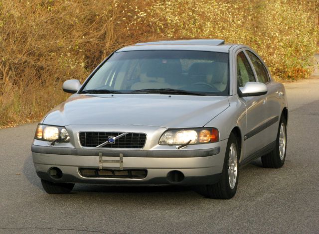 2004 Volvo S60 Unknown