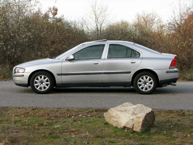 2004 Volvo S60 Unknown