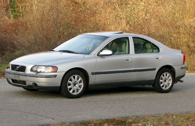 2004 Volvo S60 Unknown