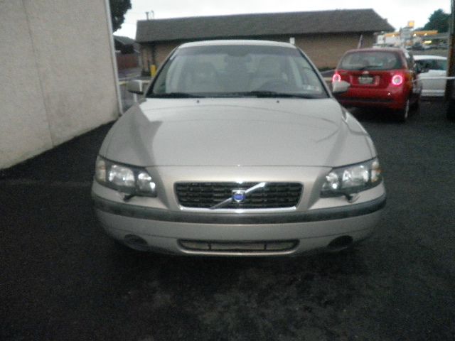 2004 Volvo S60 4WD 4dr Sport