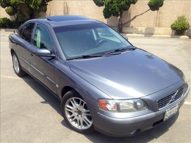 2004 Volvo S60 4WD 4dr Sport