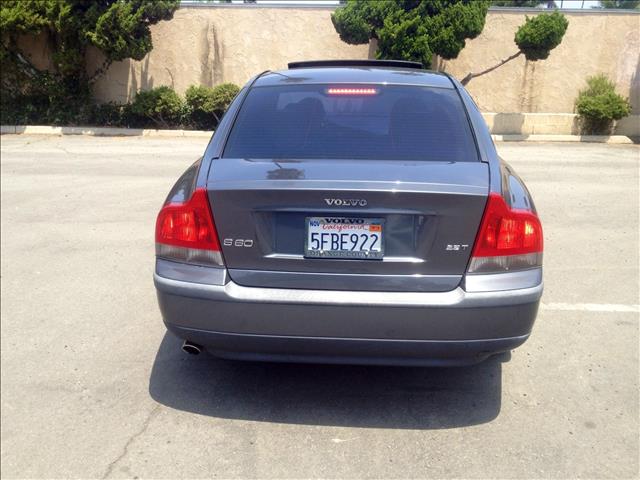 2004 Volvo S60 4WD 4dr Sport