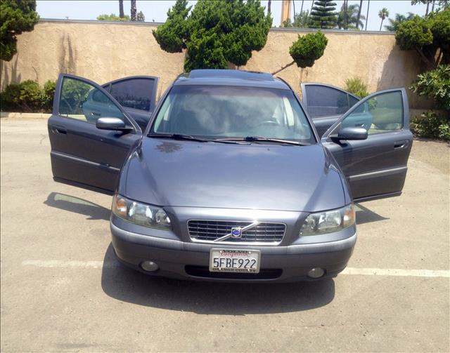 2004 Volvo S60 4WD 4dr Sport