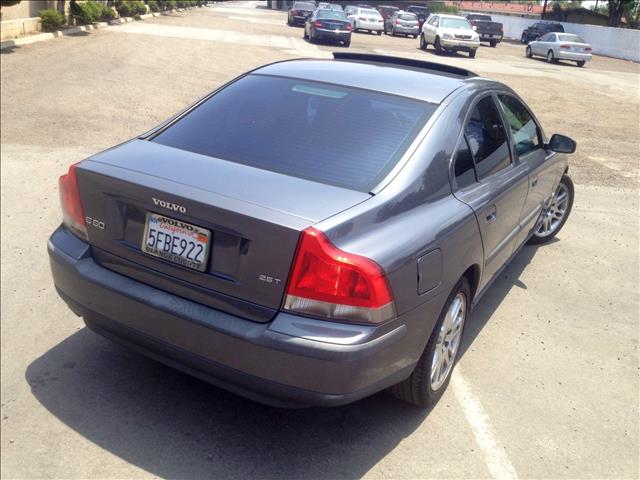 2004 Volvo S60 4WD 4dr Sport