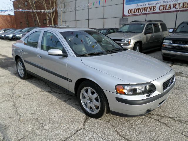 2004 Volvo S60 Sport 4x4 SUV