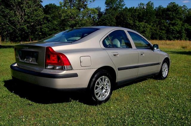 2004 Volvo S60 Unknown