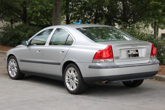 2004 Volvo S60 4WD 4dr Sport